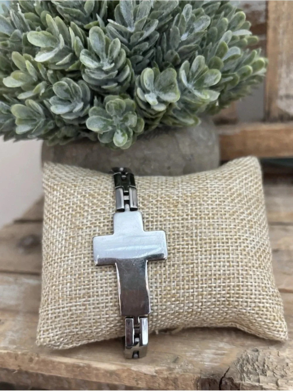 Unisex Stainless Steel Link Religious Cross Bracelet 8.5” NEW